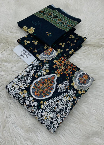 Chiken Kari Khaddar 3 Piece Suit