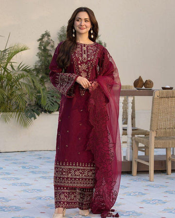 soft mehroon - Embroidered Lawn 3 Piece